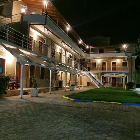 Dolce Italia Hotel Radhime Ngoại thất bức ảnh