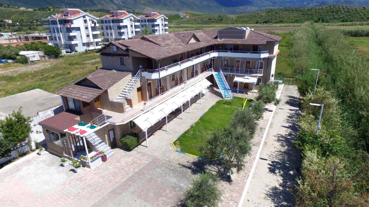 Dolce Italia Hotel Radhime Ngoại thất bức ảnh
